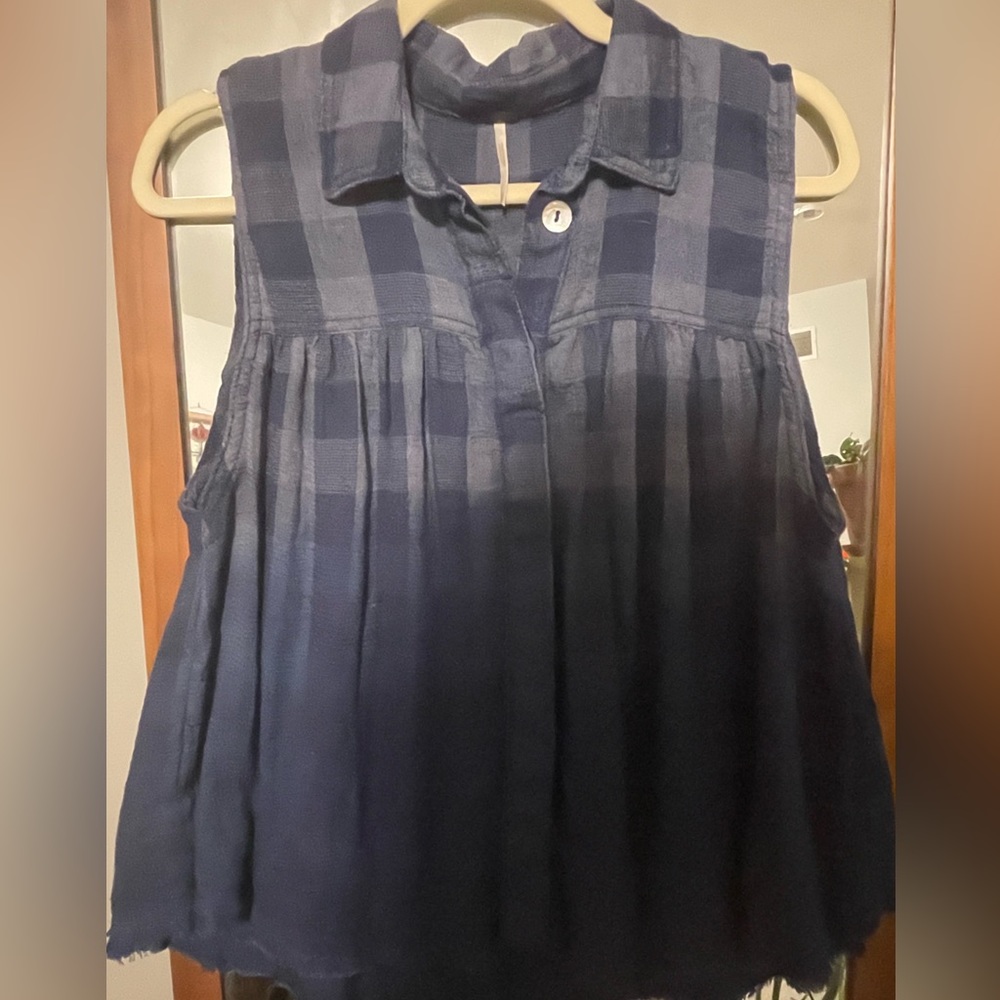 Free People ombré button down sleeveless flannel